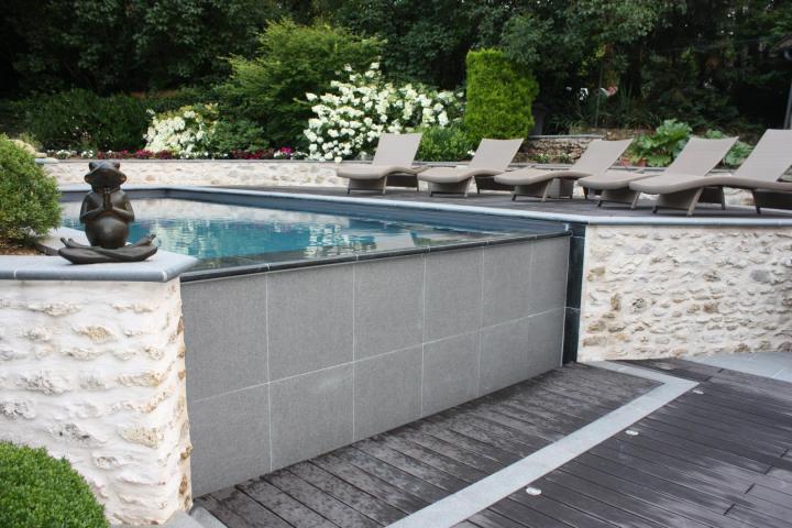 Une pièce d'eau est un élément important dans un jardin.